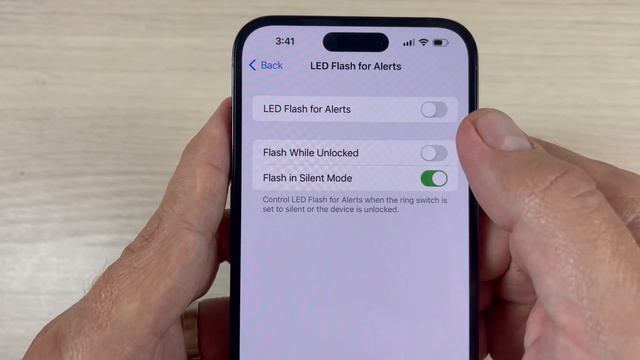How to turn on LED FLASH for Alerts on iPhone смотреть онлайн