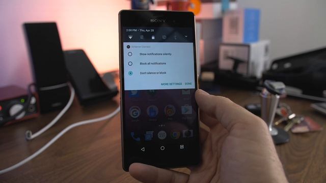 Sony Xperia Z3 Hands-on with Android N смотреть онлайн