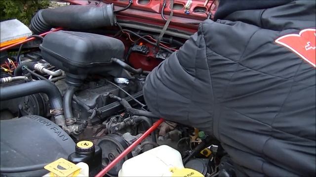 Replace a Throttle Position Sensor TPS Jeep Wrangler or Cherokee смотреть онлайн
