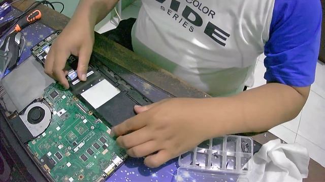 Tutorial Upgrade SSD 512 Gb di Laptop Asus A455 LF | SSD Patriot P210 | + Insalasi Windows 10 смотреть онлайн