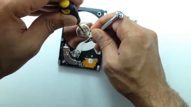 How to Recover Data from Dead Hard Drive смотреть онлайн