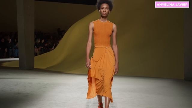 I HALLUCINATE AT HERMÈS! HIGH…FASHION! By Loic Prigent смотреть онлайн