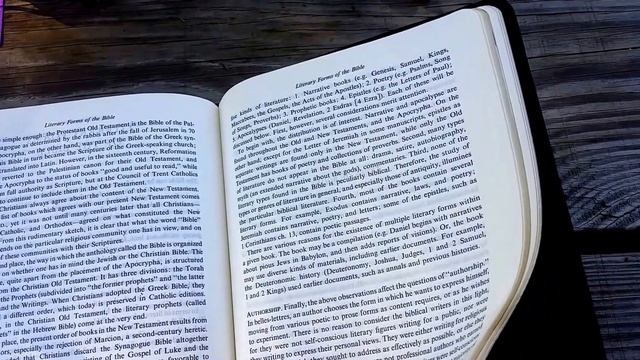 New English Bible, Oxford Study Bible Review смотреть онлайн