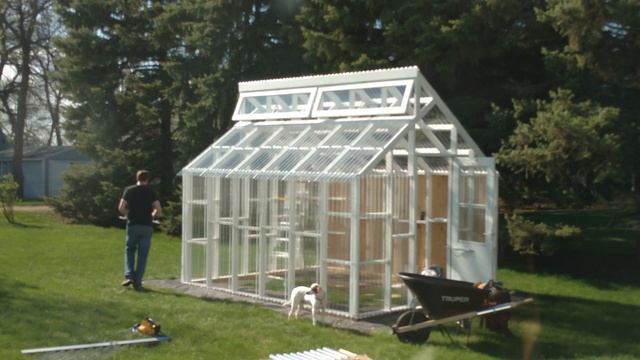 Greenhouse Timelapse - Sun = Open, Shade = Close смотреть онлайн