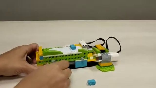 Escolar Maker - WeDo 2.0 - Esteira смотреть онлайн