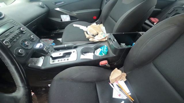 some wise guy broke into my car (i left the window open so it might be my fault) смотреть онлайн