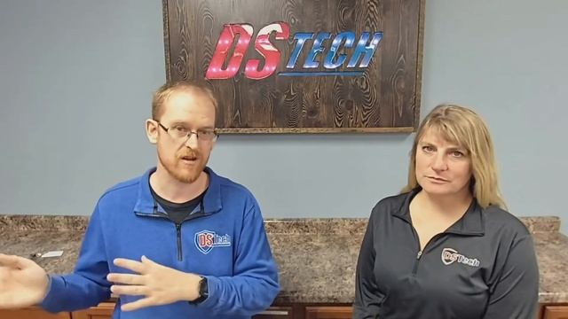 DSTech Tips: Don't Let Outdated Tech Cripple Your Business смотреть онлайн