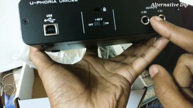 Behringer U-PHORIA UMC 22 Unboxing 2021| Audio Interface | смотреть онлайн