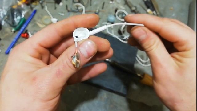 repair iPhone headphones смотреть онлайн