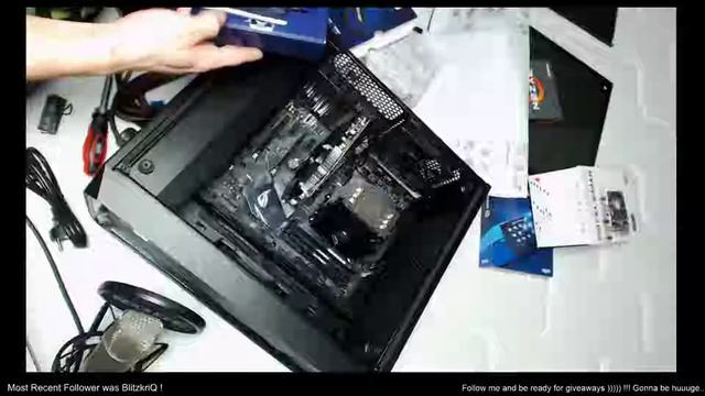 Building up my DUO stream PC :)) PC cam смотреть онлайн