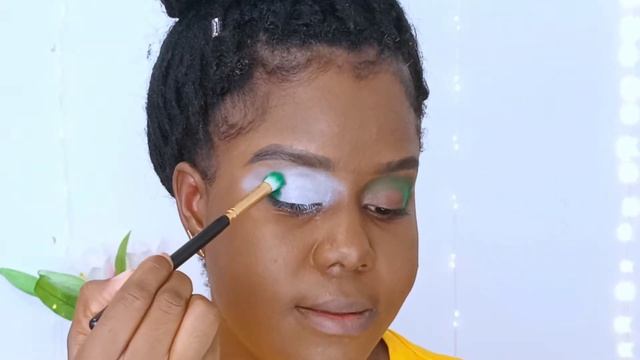 How to make Eyeshadow Pop on Dark Skin | NYX EYESHADOW BASE .. Nyx white eyeshadow base | PART 2 смотреть онлайн
