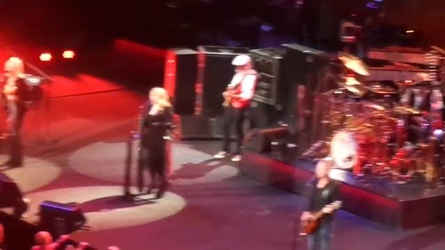 Fleetwood Mac - Everywhere - Grand Rapids, MI 1/20/15 смотреть онлайн