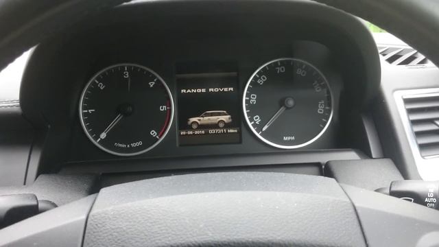 How to Check The Oil Level on a Range Rover Sport 2010 2011 2012 - Where's the Dipstick? смотреть онлайн
