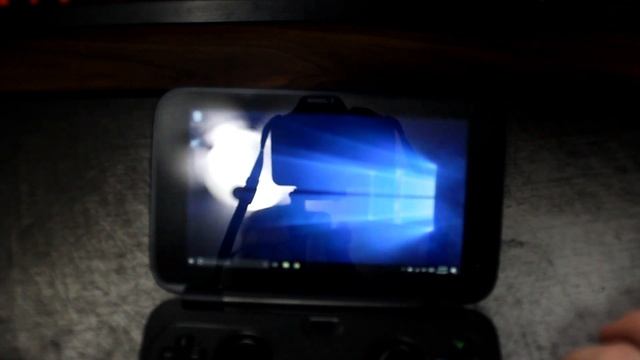 GPD Win Handheld "Gaming" PC Unboxing - Z8750 смотреть онлайн