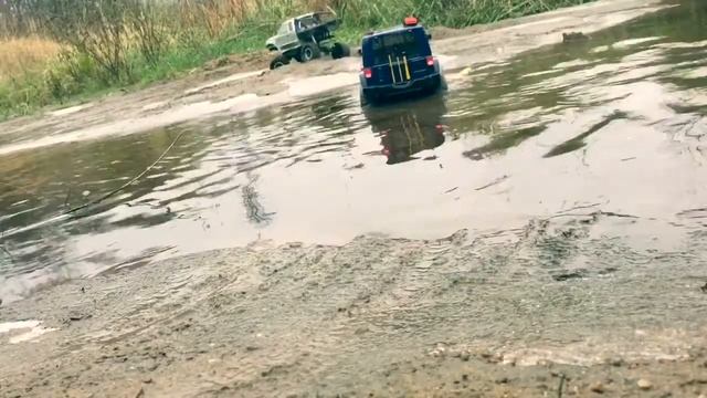 Rc trophy. Mud, water, forest, scale. смотреть онлайн