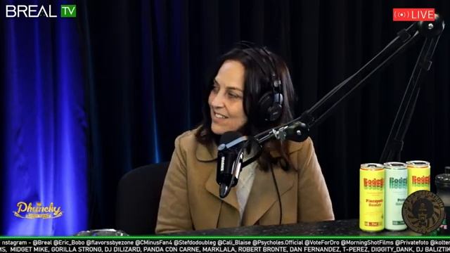 Tupac's First Manager, Educator, & Writer Leila Steinberg - The Dr. Greenthumb Show #947 смотреть онлайн