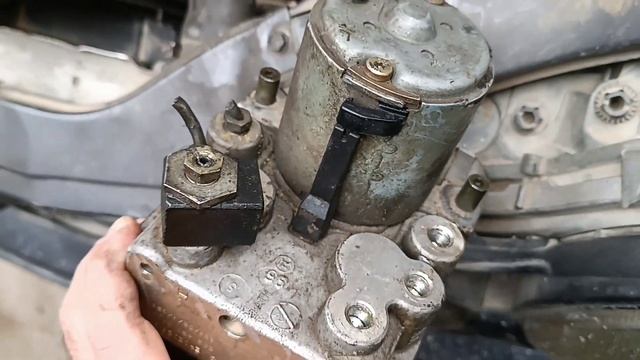 Замена АБС Тормозной Системы Мерседес w210 смотреть онлайн