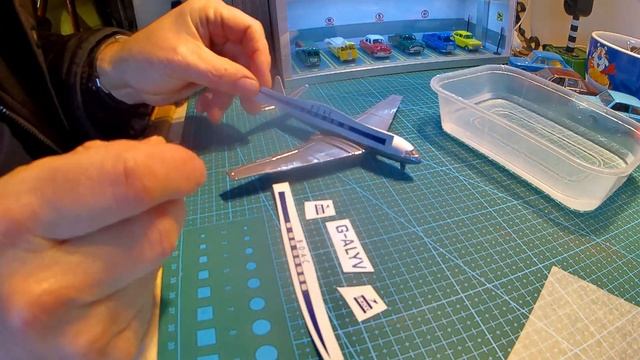 Dinky DH Comet 1 Powder Coating смотреть онлайн