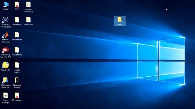 HOW TO HIDE YOUR FILES IN WINDOWS 10 ?? смотреть онлайн