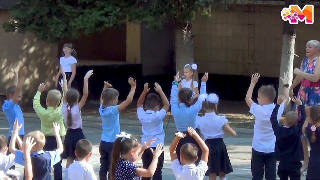 Солнечный Круг в школе на репетиции - школьный флешмоб смотреть онлайн