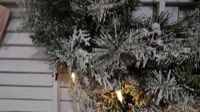Check out this lighted wreath I attached at an old window grid. She is available to purchase. смотреть онлайн