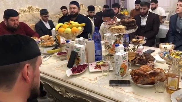 назам Умар Бопхоев. Абдула Лянов новый редант #назам#зикр#ингушетия#умар#абдулалянов смотреть онлайн