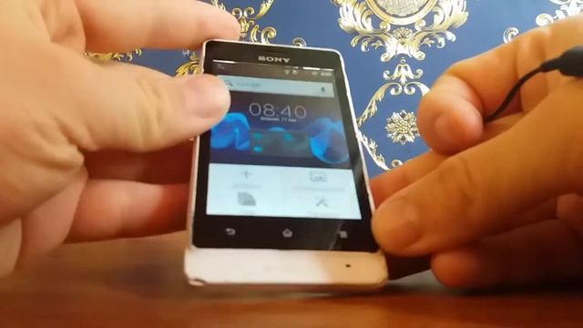 Sony Xperia Go ST27i white смотреть онлайн