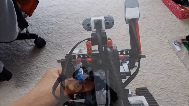 "SWING3R" - EV3 MOC Robot смотреть онлайн