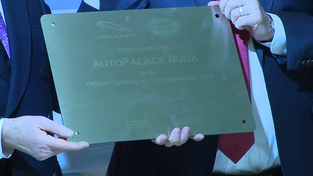 ÚJ AUTÓSZALON NYÍLT BUDAÖRSÖN