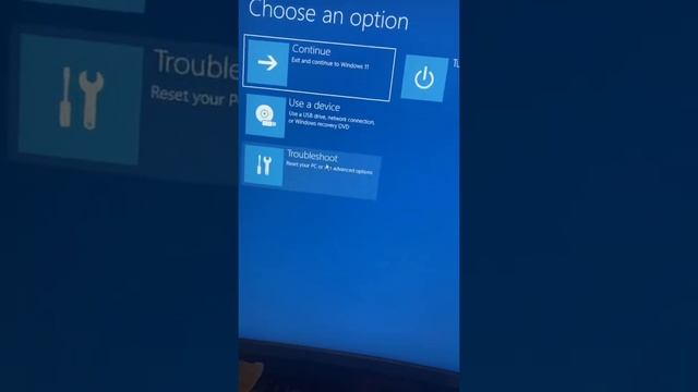 How to go to the UEFI Utility Menu on Windows 11 смотреть онлайн