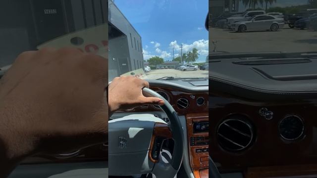 2000 Rolls Royce Silver Seraph #rollsroyce #silverseraph #classiccars смотреть онлайн