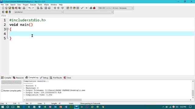 C PROGRAMMING TUTORIAL #02 - Print text on Screen (HINDI) смотреть онлайн