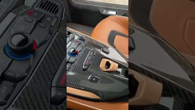 This is my idea of the perfect lamborghini. 🤗🤩 смотреть онлайн