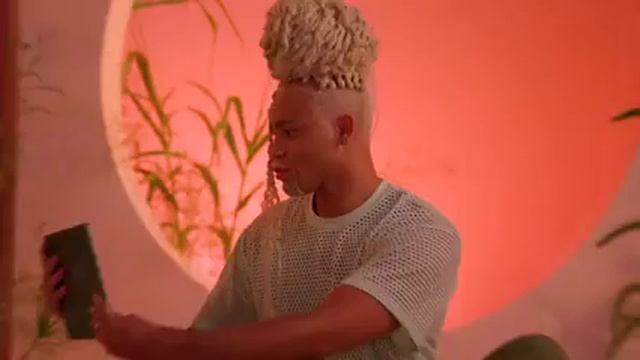 Microsoft Surface Pro 9 Commercial | Laptop Tablet | (50s) (Old - New Version) (2022) смотреть онлайн