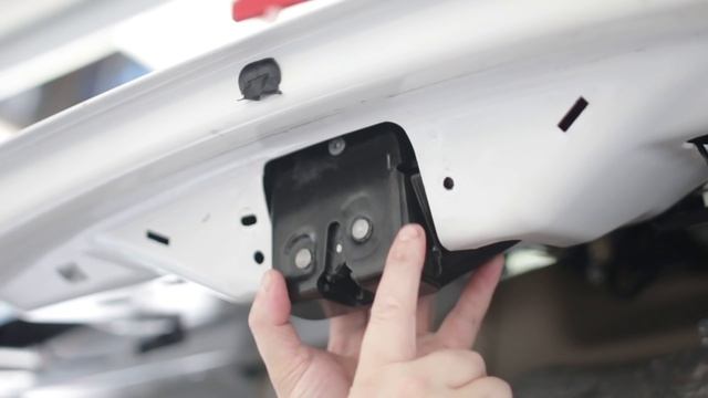 GM Chevy Tailgate Power Latch Replacement смотреть онлайн
