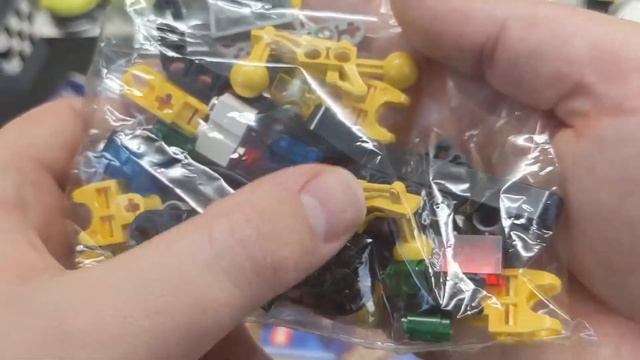 Damaged Goods or good deals? Lego haul! смотреть онлайн