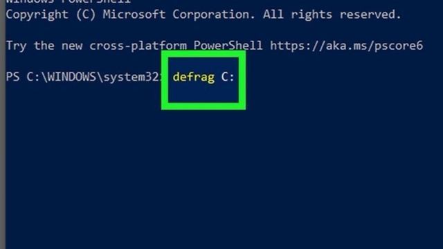 How to Defrag a Windows 10 Hard Drive Using the Defrag Command смотреть онлайн