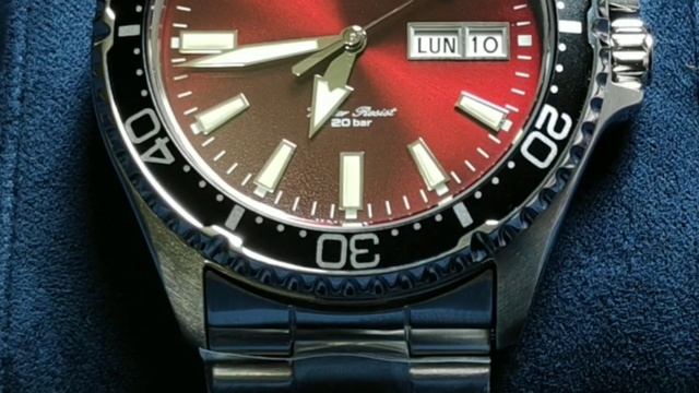 Orient RA-AA0003R Mako III Automatic Divers Red Dial Kamasu смотреть онлайн