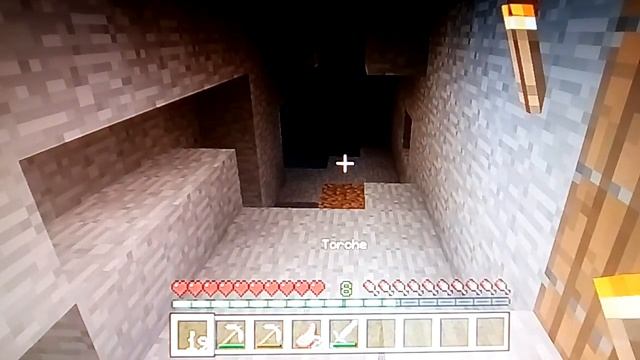 MINECRAFT-survie tuto #episode 2 visitons cette grotte смотреть онлайн