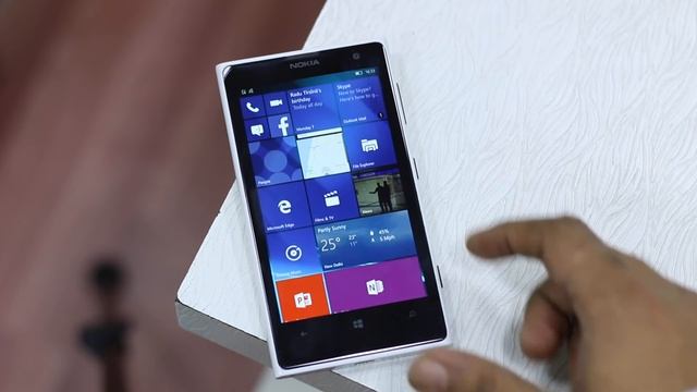 Enable Four Column Start Screen on Windows 10 Mobile смотреть онлайн