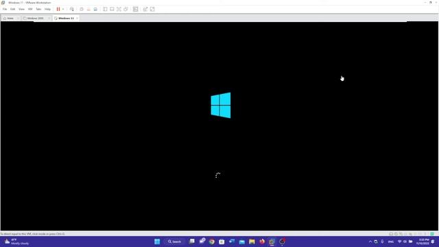 Installing Windows 8.1 on Windows 11 смотреть онлайн