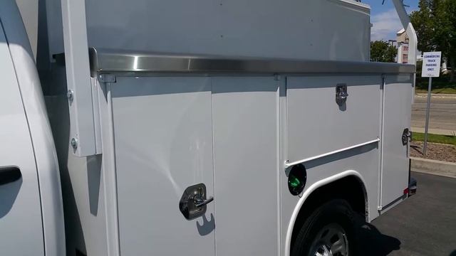 2016 Silverado 3500 Diesel Tall Roll Top смотреть онлайн