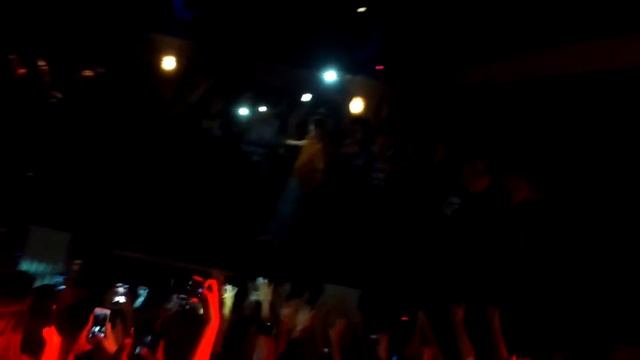 Mac DeMarco, two balcony dives, final "Still Together" chorus (9:30 Club, Washington, DC 05/24/17) смотреть онлайн