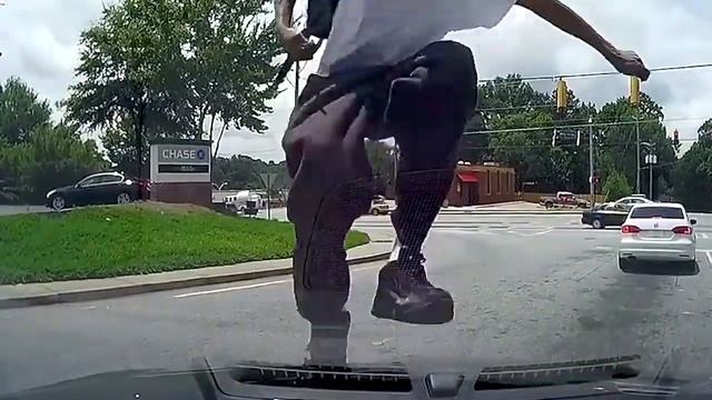 How To Not Drive Your Car смотреть онлайн