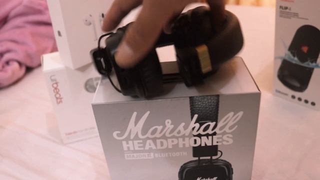WHAT ARE YOUR MUSIC LISTENING COMPANION ?? смотреть онлайн