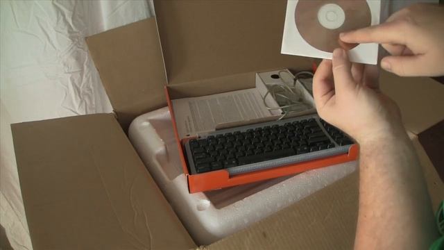 iMac G3 Unboxing смотреть онлайн