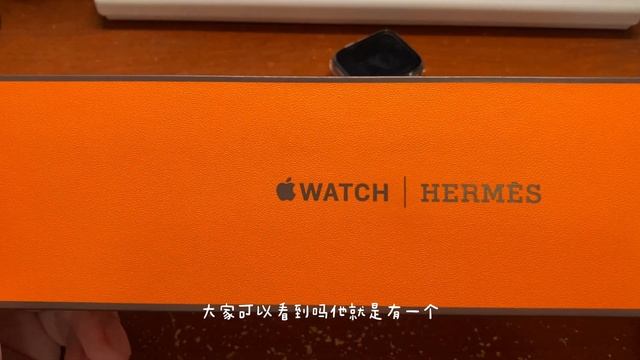 爱马仕经典橙表带搭配金色不锈钢版本Apple Watch s4（Hermes Orange band） смотреть онлайн