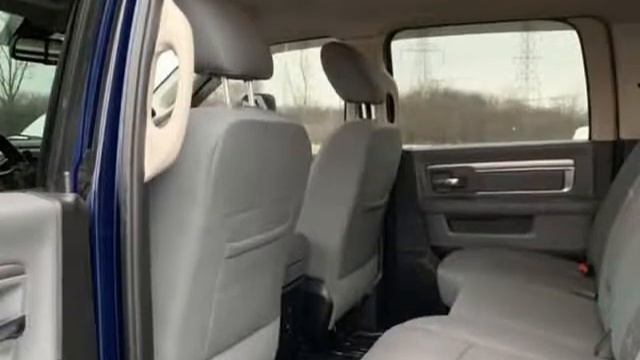 2017 RAM 5500 FLAT BED 5TH WHEEL (CREST HILL, Illinois) смотреть онлайн