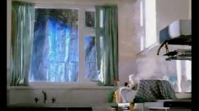 Kitchen_Oil_Fire_(GN).wmv смотреть онлайн