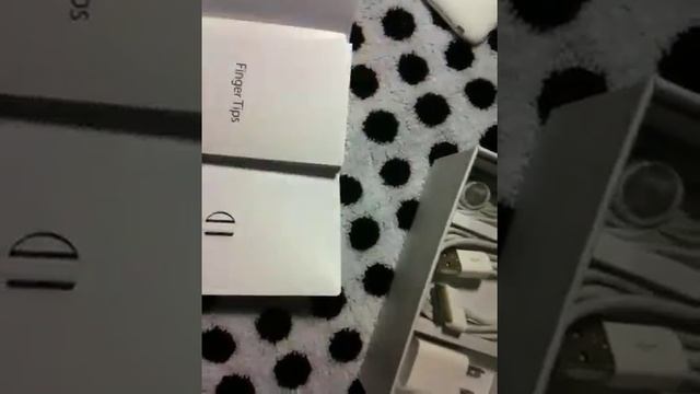 White iPhone 3gs unboxing смотреть онлайн